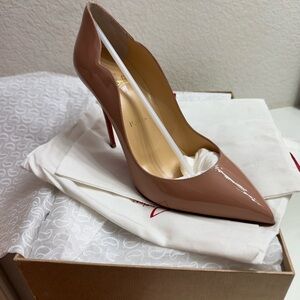 Christian Louboutin Hot Chick  Nude Pumps